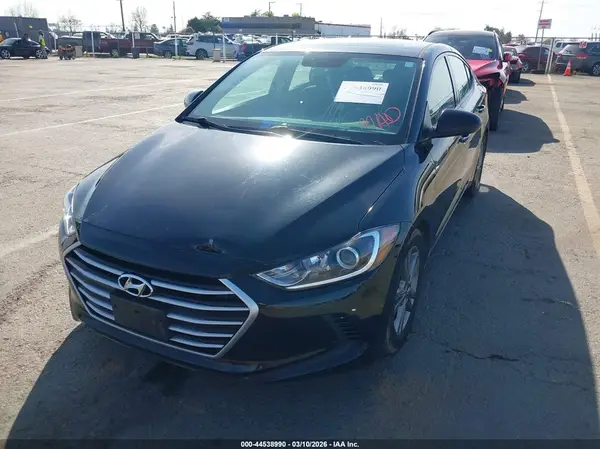 5NPD84LF6JH383531 2018 HYUNDAI ELANTRA - Image 2