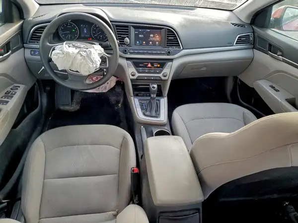 5NPD84LF6JH383688 2018 HYUNDAI ELANTRA - Image 8