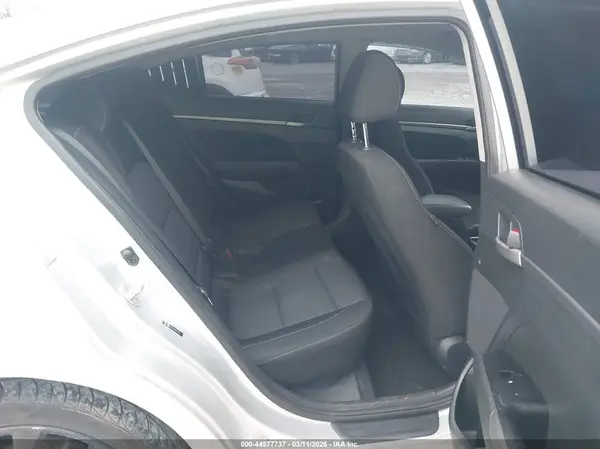 5NPD84LF6JH387370 2018 HYUNDAI ELANTRA - Image 8
