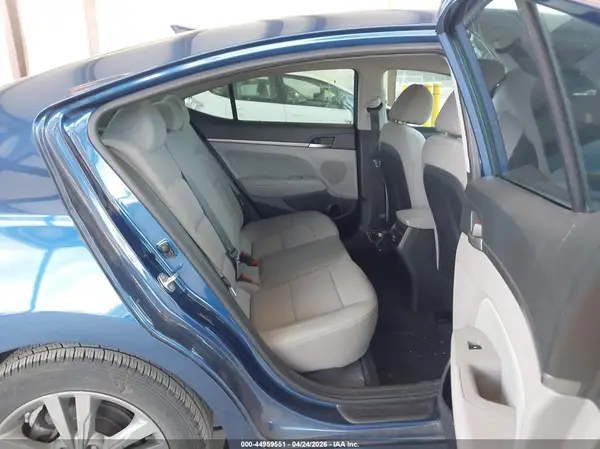 5NPD84LF6JH388194 2018 HYUNDAI ELANTRA - Image 8