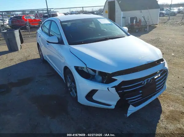 5NPD84LF6JH390396 2018 HYUNDAI ELANTRA - Image 1