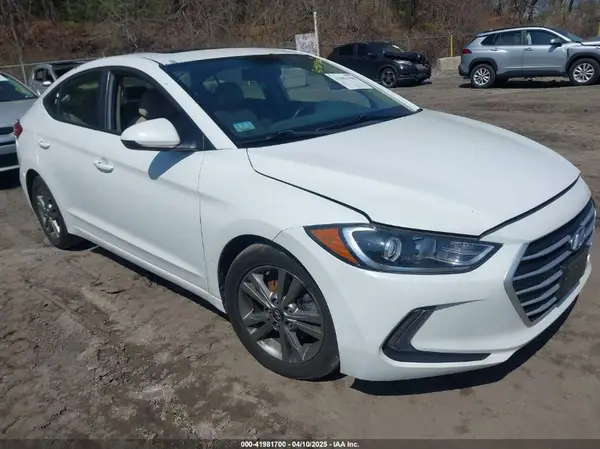 5NPD84LF6JH390740 2018 HYUNDAI ELANTRA - Image 1