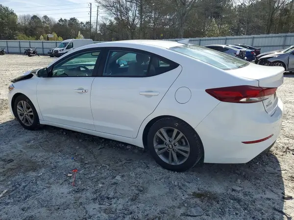 5NPD84LF6JH390754 2018 HYUNDAI ELANTRA - Image 2