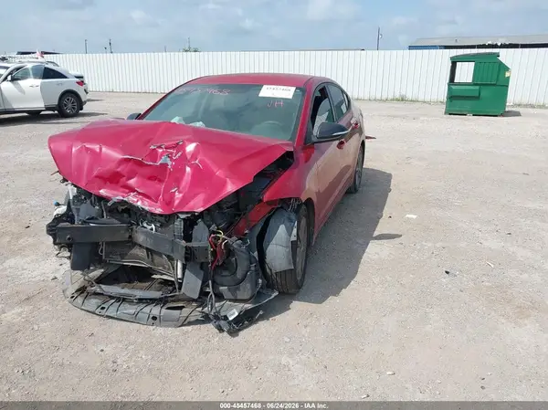 5NPD84LF6JH391824 2018 HYUNDAI ELANTRA - Image 2