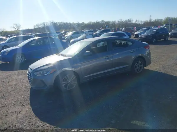 5NPD84LF6JH392410 2018 HYUNDAI ELANTRA - Image 2