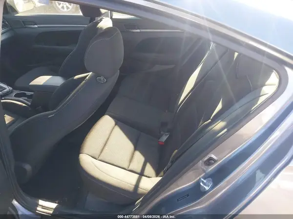 5NPD84LF6JH392410 2018 HYUNDAI ELANTRA - Image 8
