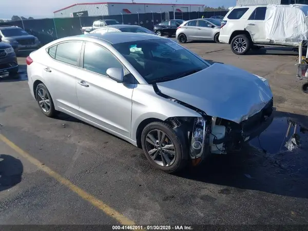 5NPD84LF6JH393346 2018 HYUNDAI ELANTRA - Image 1