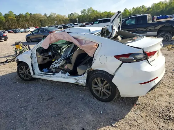5NPD84LF6JH393637 2018 HYUNDAI ELANTRA - Image 2