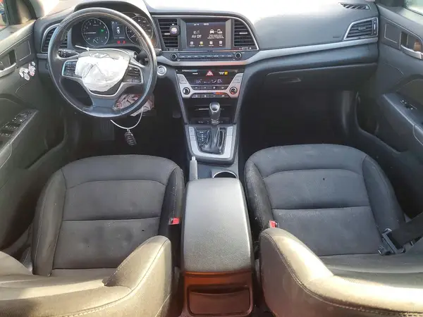 5NPD84LF6JH396893 2018 HYUNDAI ELANTRA - Image 8