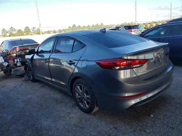 5NPD84LF6JH397297 2018 HYUNDAI ELANTRA - Image 2
