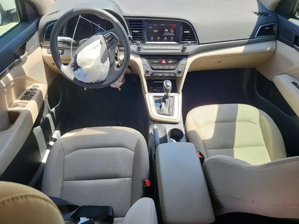 5NPD84LF6JH397719 2018 HYUNDAI ELANTRA - Image 8
