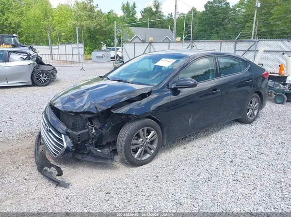 5NPD84LF6JH399261 2018 HYUNDAI ELANTRA - Image 2