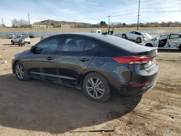 5NPD84LF6JH402692 2018 HYUNDAI ELANTRA - Image 2
