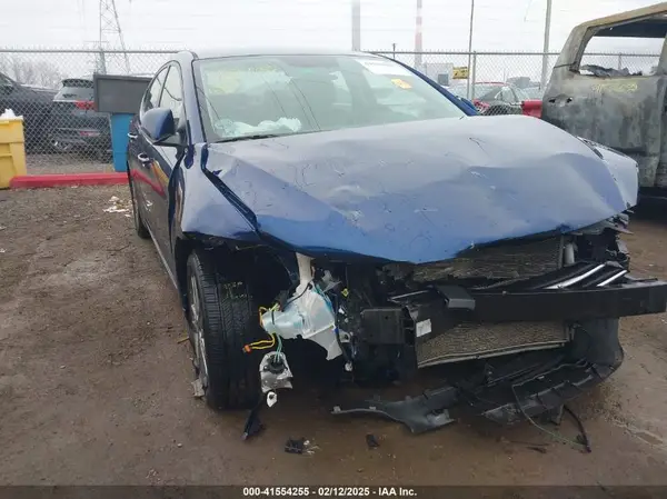 5NPD84LF6JH403096 2018 HYUNDAI ELANTRA - Image 1