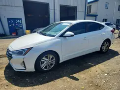 5NPD84LF6KH403200 2019 HYUNDAI ELANTRA