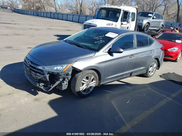 5NPD84LF6KH407912 2019 HYUNDAI ELANTRA - Image 2