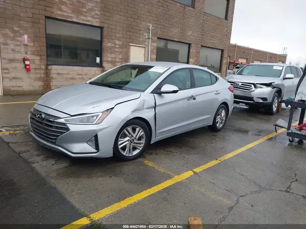 5NPD84LF6KH412849 2019 HYUNDAI ELANTRA - Image 2