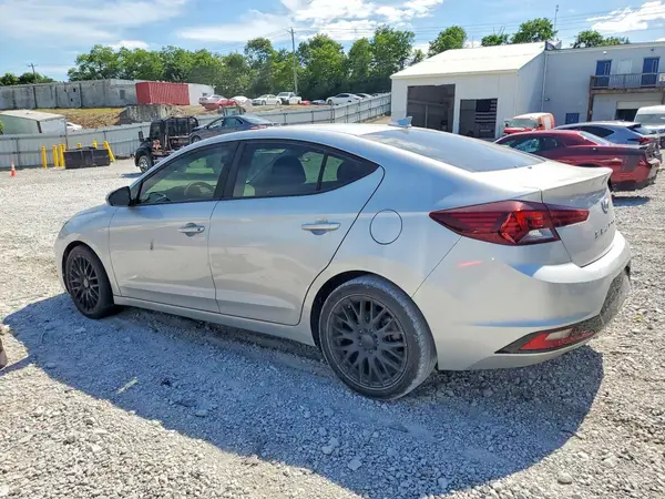 5NPD84LF6KH413404 2019 HYUNDAI ELANTRA - Image 2
