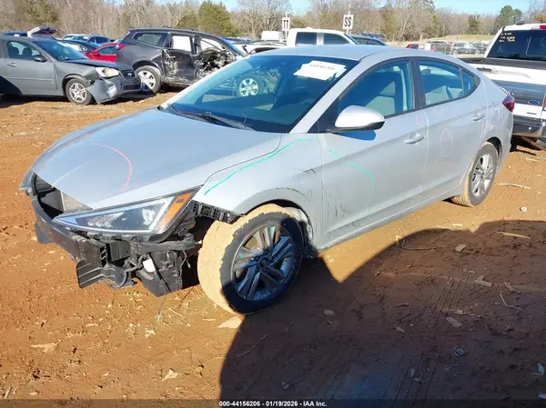 5NPD84LF6KH413726 2019 HYUNDAI ELANTRA - Image 2