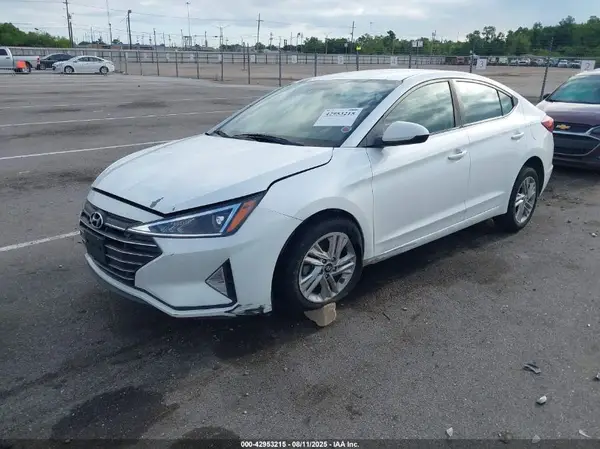 5NPD84LF6KH415265 2019 HYUNDAI ELANTRA - Image 2