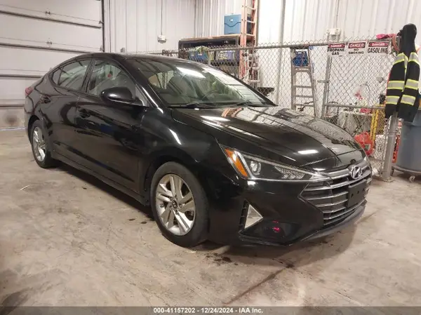 5NPD84LF6KH415380 2019 HYUNDAI ELANTRA - Image 1