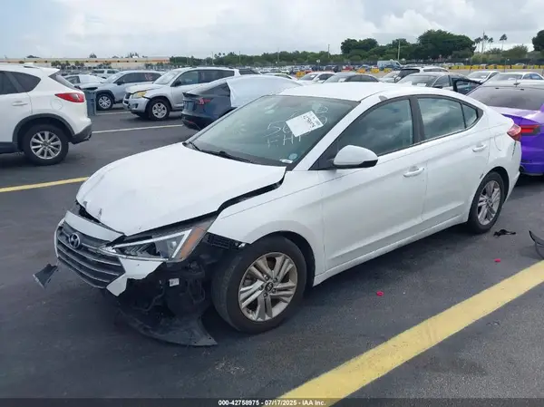 5NPD84LF6KH415640 2019 HYUNDAI ELANTRA - Image 2
