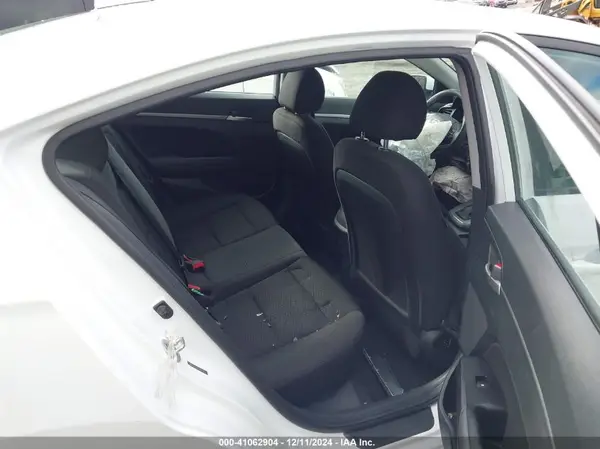 5NPD84LF6KH417632 2019 HYUNDAI ELANTRA - Image 8