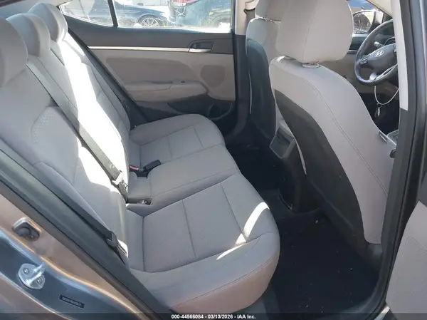 5NPD84LF6KH420675 2019 HYUNDAI ELANTRA - Image 8