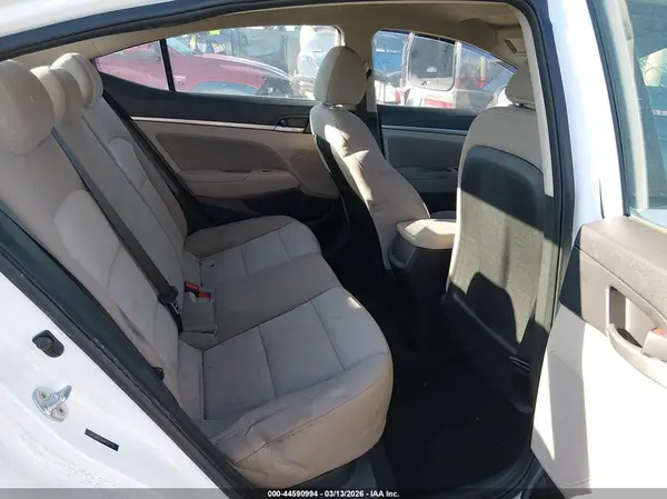 5NPD84LF6KH422779 2019 HYUNDAI ELANTRA - Image 8