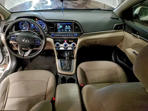 5NPD84LF6KH427495 2019 HYUNDAI ELANTRA - Image 8