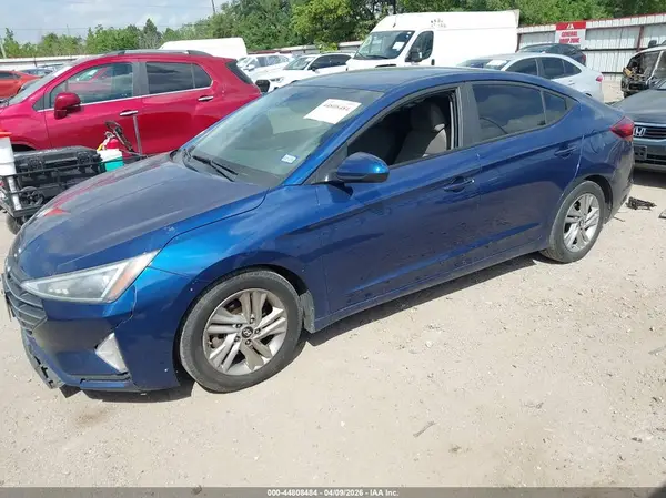 5NPD84LF6KH435483 2019 HYUNDAI ELANTRA - Image 2