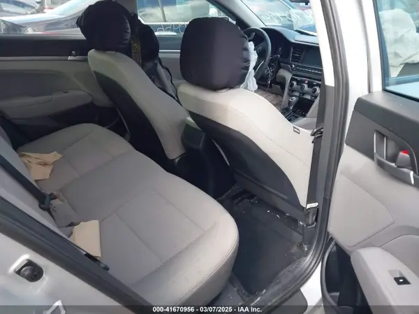 5NPD84LF6KH437332 2019 HYUNDAI ELANTRA - Image 8