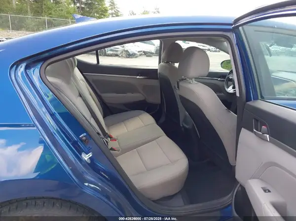 5NPD84LF6KH438612 2019 HYUNDAI ELANTRA - Image 8