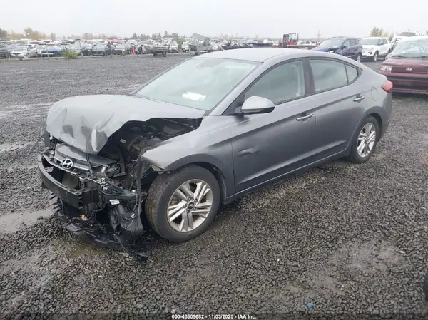 5NPD84LF6KH440019 2019 HYUNDAI ELANTRA - Image 2