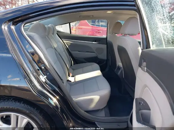 5NPD84LF6KH448380 2019 HYUNDAI ELANTRA - Image 8