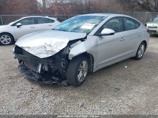 5NPD84LF6KH452378 2019 HYUNDAI ELANTRA - Image 2