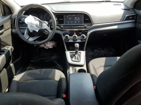 5NPD84LF6KH460111 2019 HYUNDAI ELANTRA - Image 8