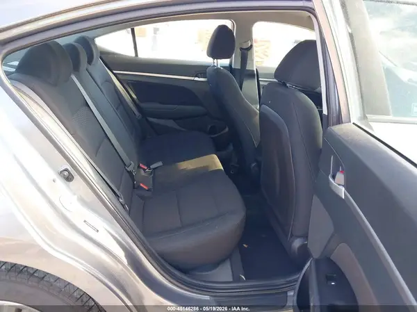 5NPD84LF6KH460738 2019 HYUNDAI ELANTRA - Image 8