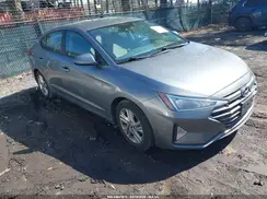 5NPD84LF6KH465454 2019 HYUNDAI ELANTRA