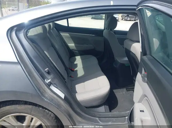 5NPD84LF6KH470833 2019 HYUNDAI ELANTRA - Image 8