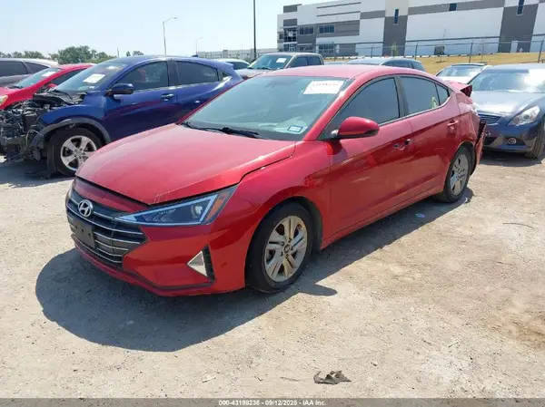 5NPD84LF6KH471447 2019 HYUNDAI ELANTRA - Image 2