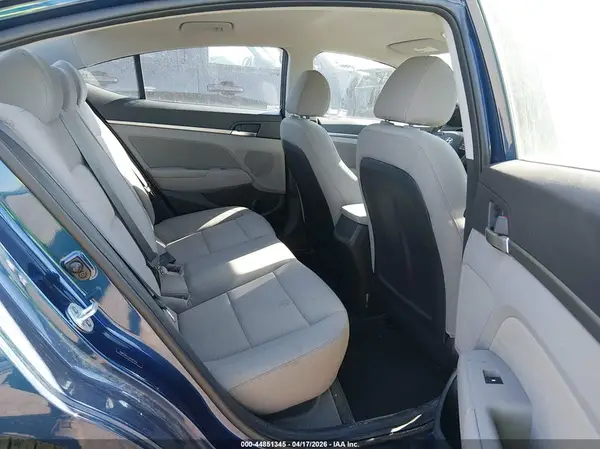 5NPD84LF6KH473747 2019 HYUNDAI ELANTRA - Image 8