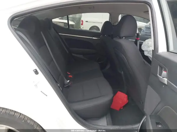 5NPD84LF6KH474008 2019 HYUNDAI ELANTRA - Image 8