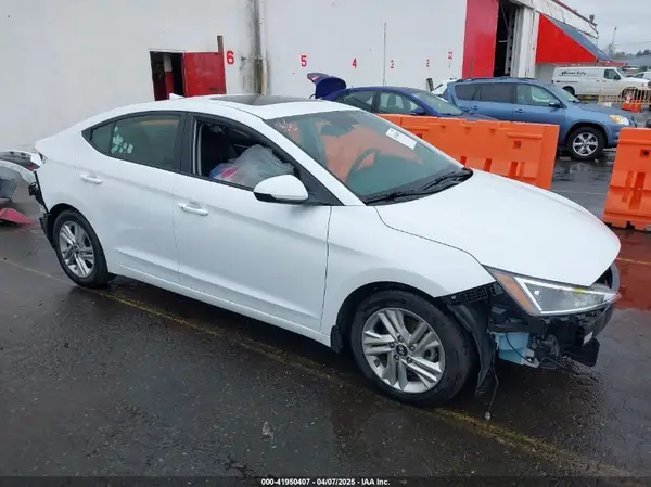 5NPD84LF6KH476888 2019 HYUNDAI ELANTRA - Image 1