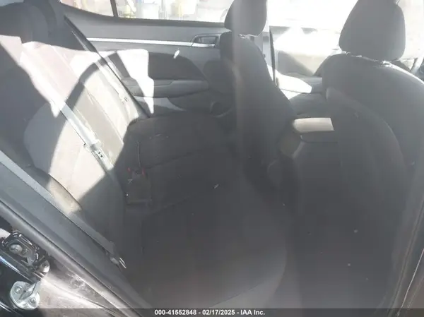 5NPD84LF6KH482108 2019 HYUNDAI ELANTRA - Image 8