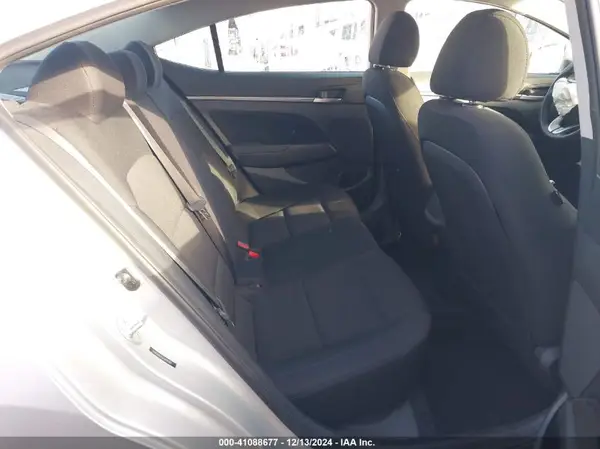 5NPD84LF6KH495702 2019 HYUNDAI ELANTRA - Image 8