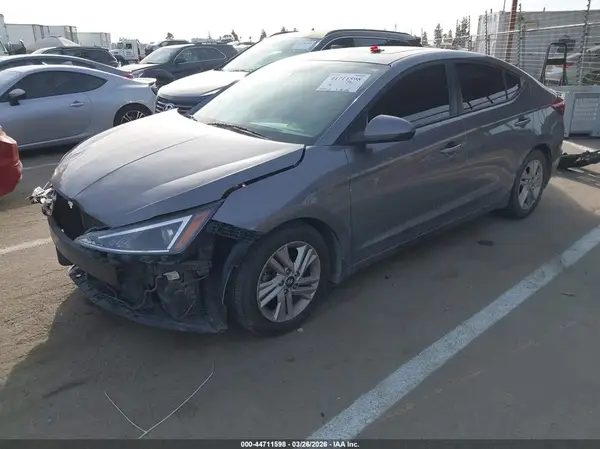 5NPD84LF6KH496588 2019 HYUNDAI ELANTRA - Image 2