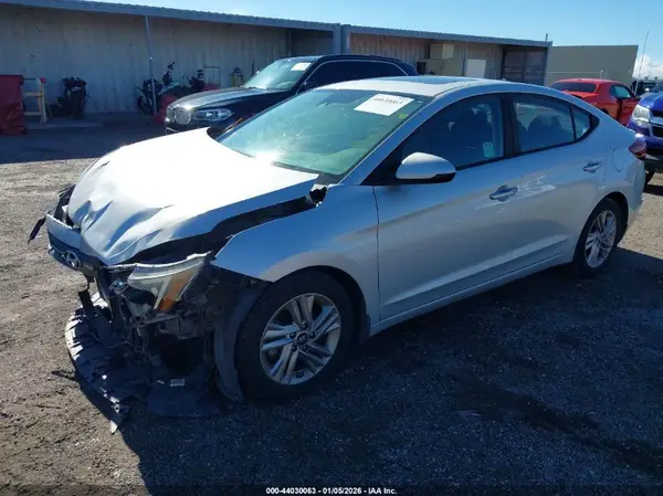 5NPD84LF6LH511060 2020 HYUNDAI ELANTRA - Image 2