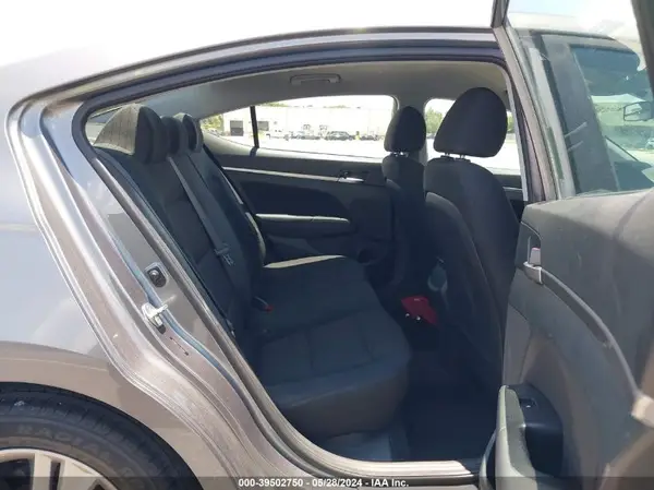 5NPD84LF6LH529154 2020 HYUNDAI ELANTRA - Image 8