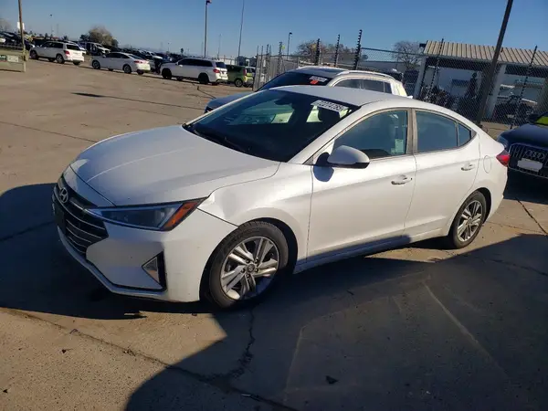 5NPD84LF6LH549226 2020 HYUNDAI ELANTRA - Image 1